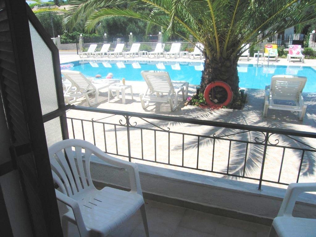 Captains Hotel